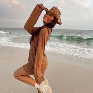 BEACH/COWBOY HAT